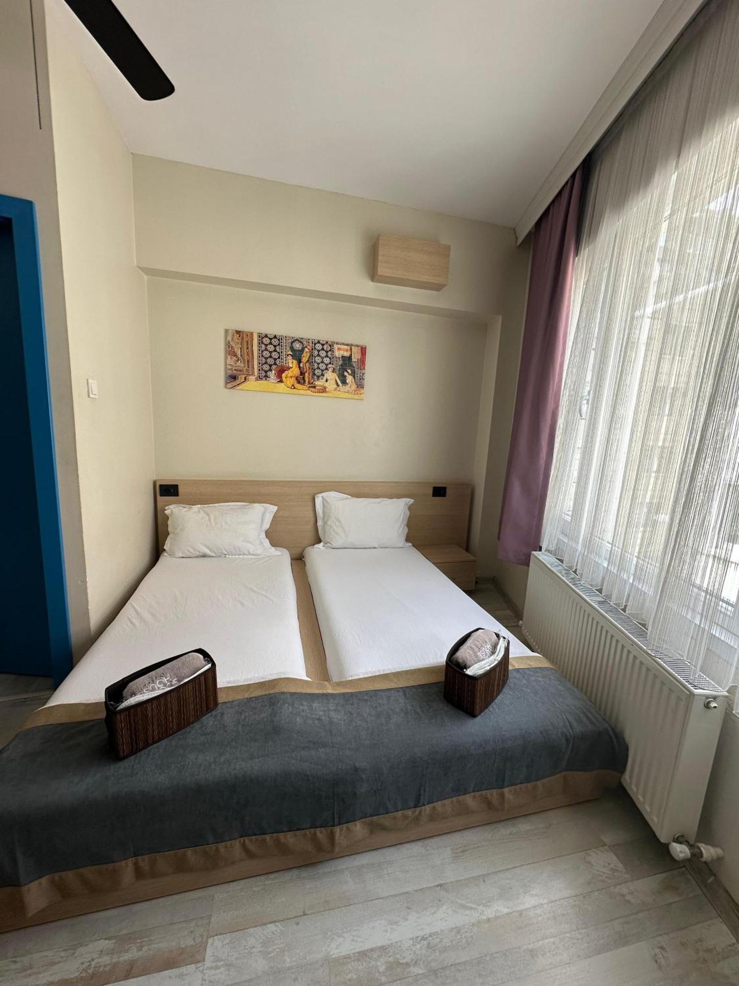 Social House Istanbul Hotel Екстериор снимка